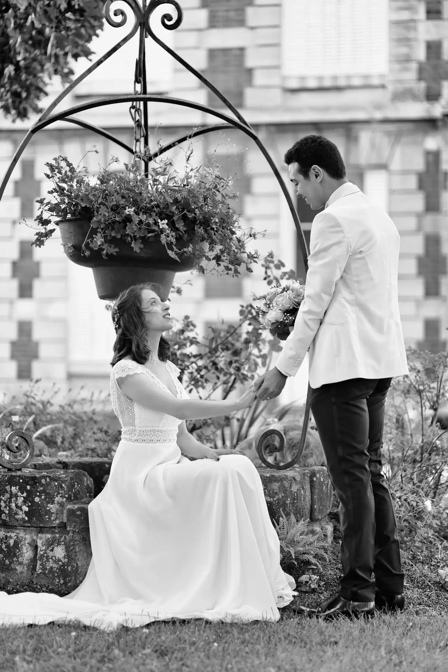 Réception de mariage, lumière dorée, Paris
